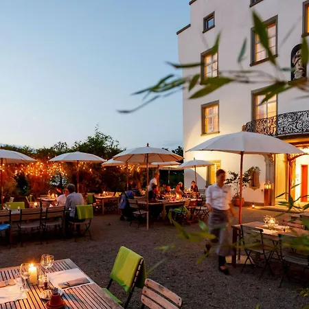 Szálloda Schloss Wartegg 4*