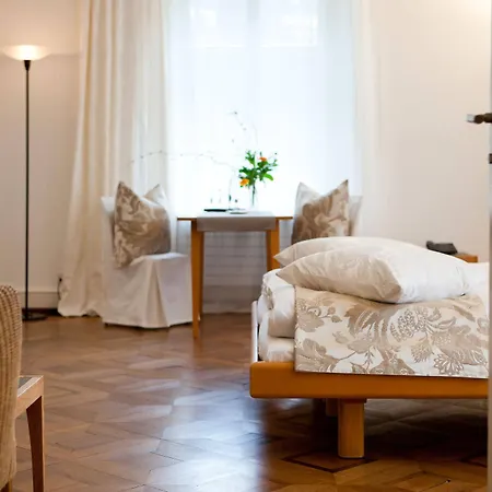 Schloss Wartegg 4* 로스체처버그