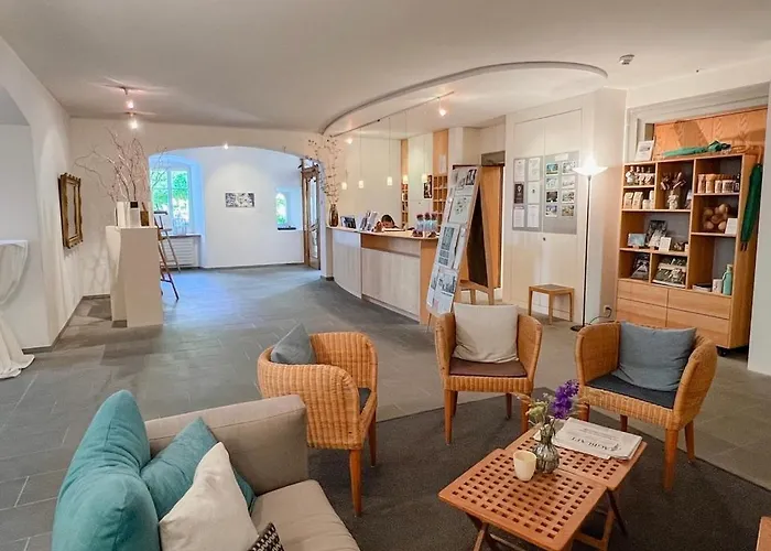 Hotel Schloss Wartegg 4*