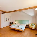 Schloss Wartegg 4*