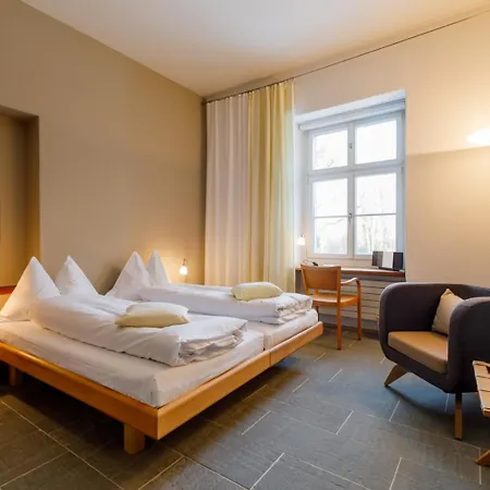 Schloss Wartegg 4*